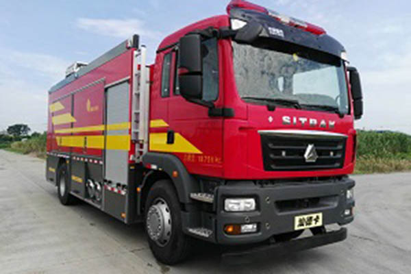 除了最常見的水罐消防車，還有哪